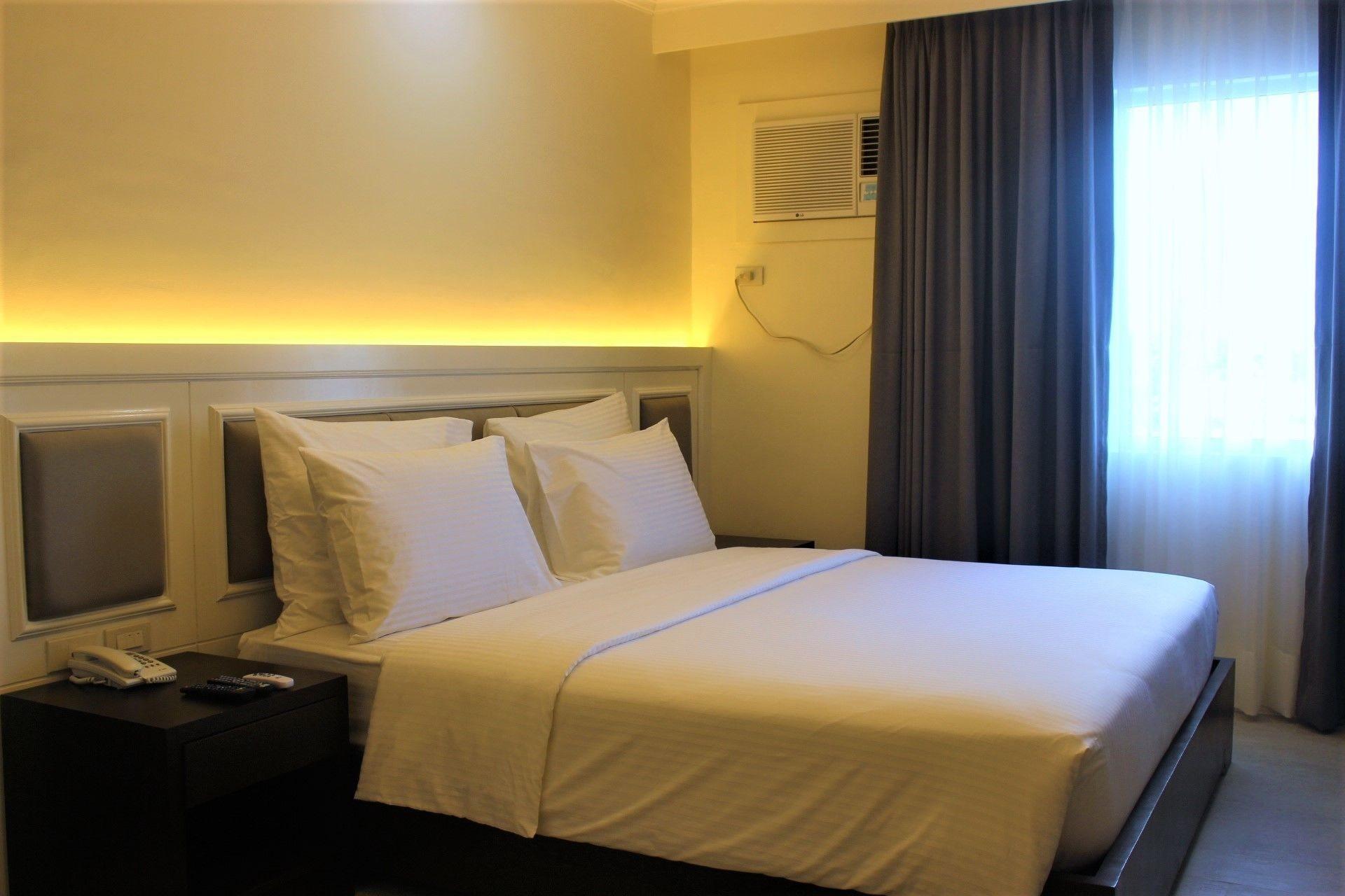 Sotogrande Iloilo Hotel Kültér fotó
