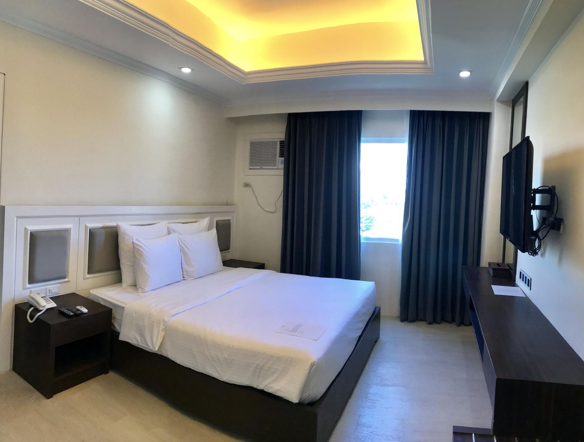 Sotogrande Iloilo Hotel Kültér fotó