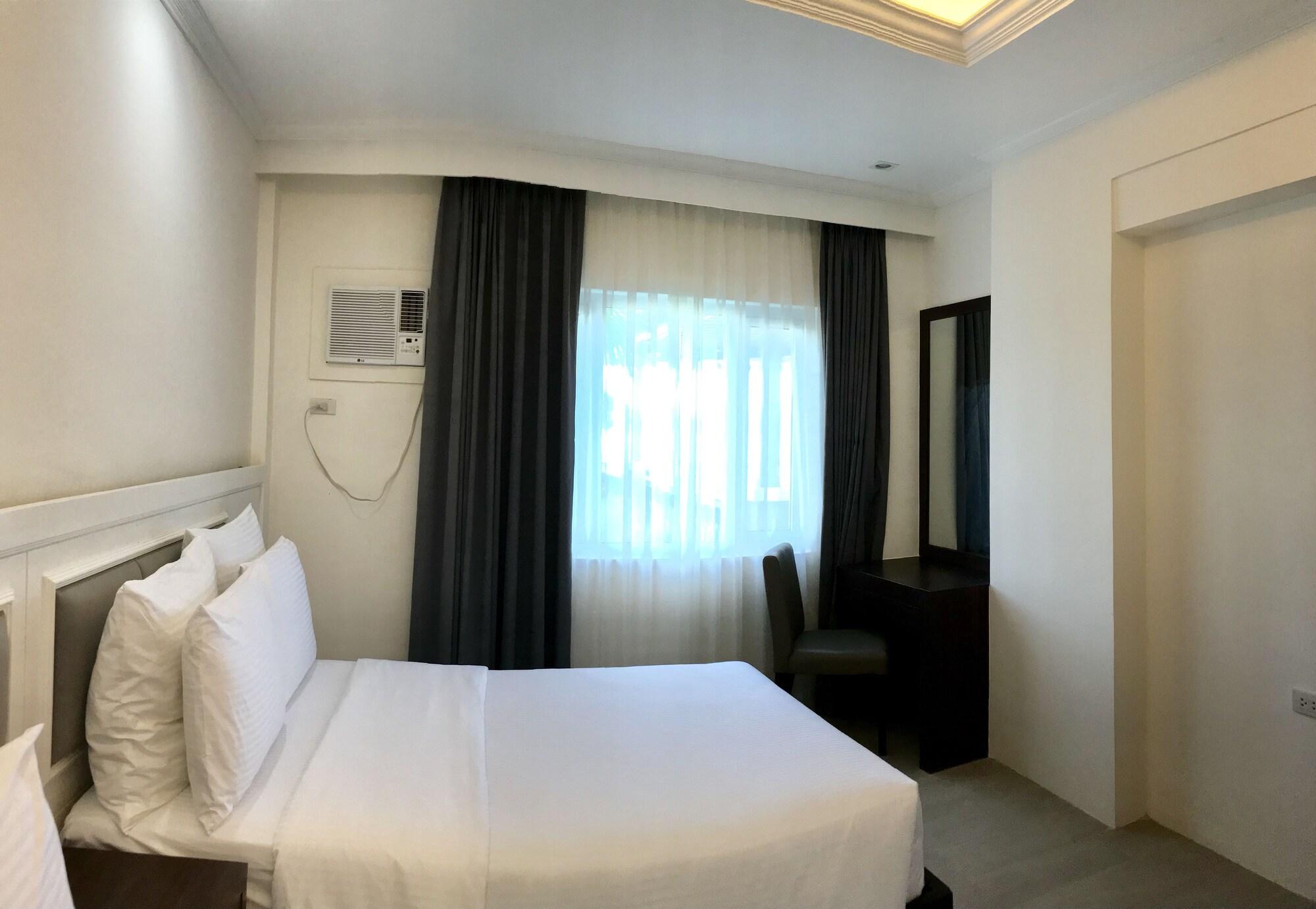 Sotogrande Iloilo Hotel Kültér fotó