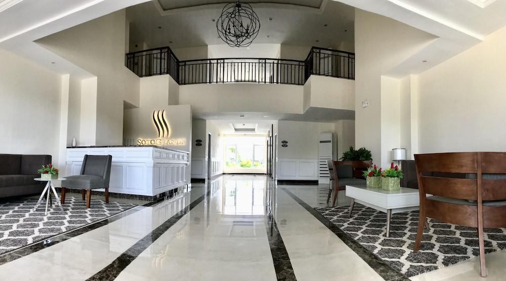 Sotogrande Iloilo Hotel Kültér fotó