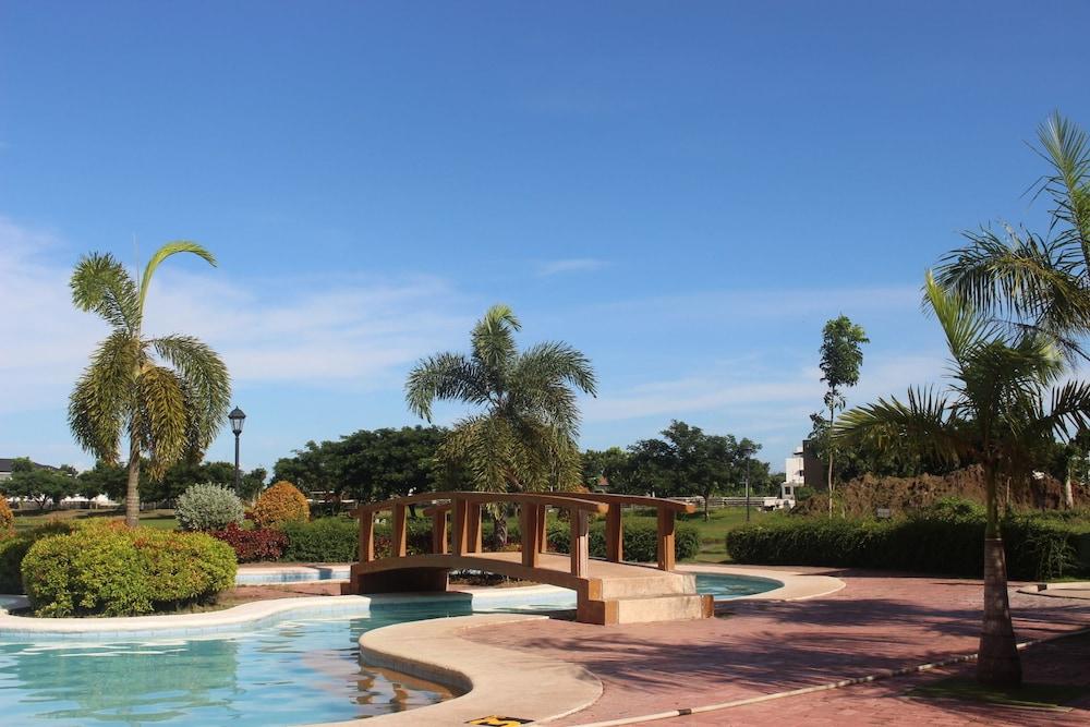 Sotogrande Iloilo Hotel Kültér fotó