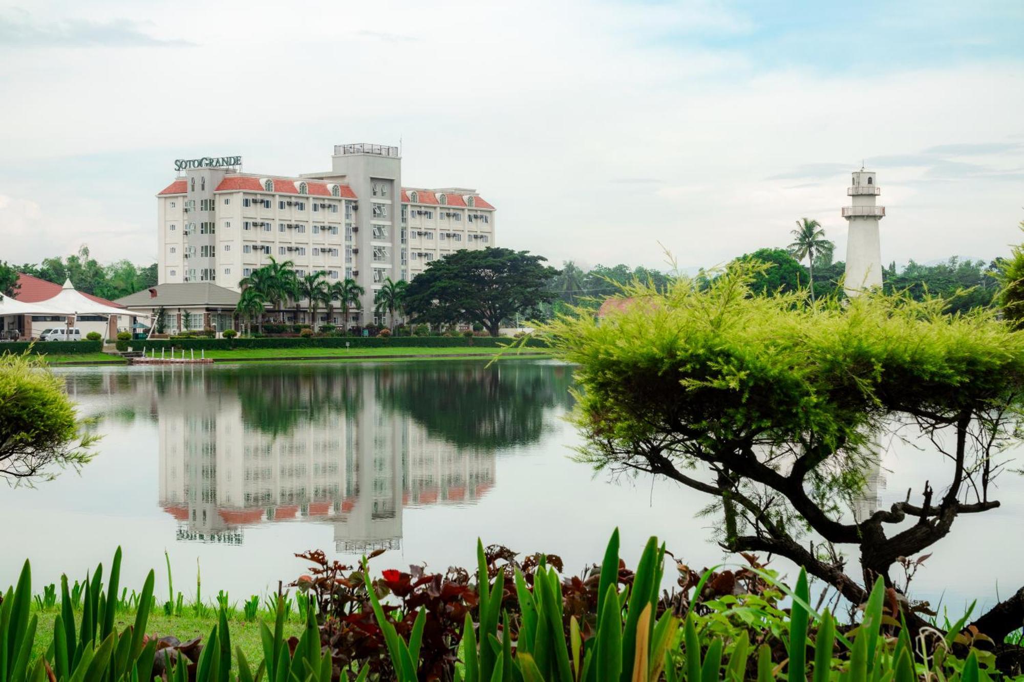 Sotogrande Iloilo Hotel Kültér fotó